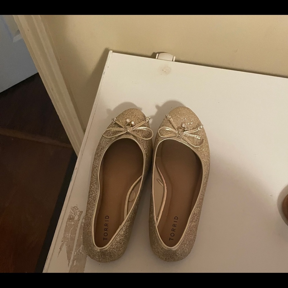 Torrid sparkle flats size 9.5